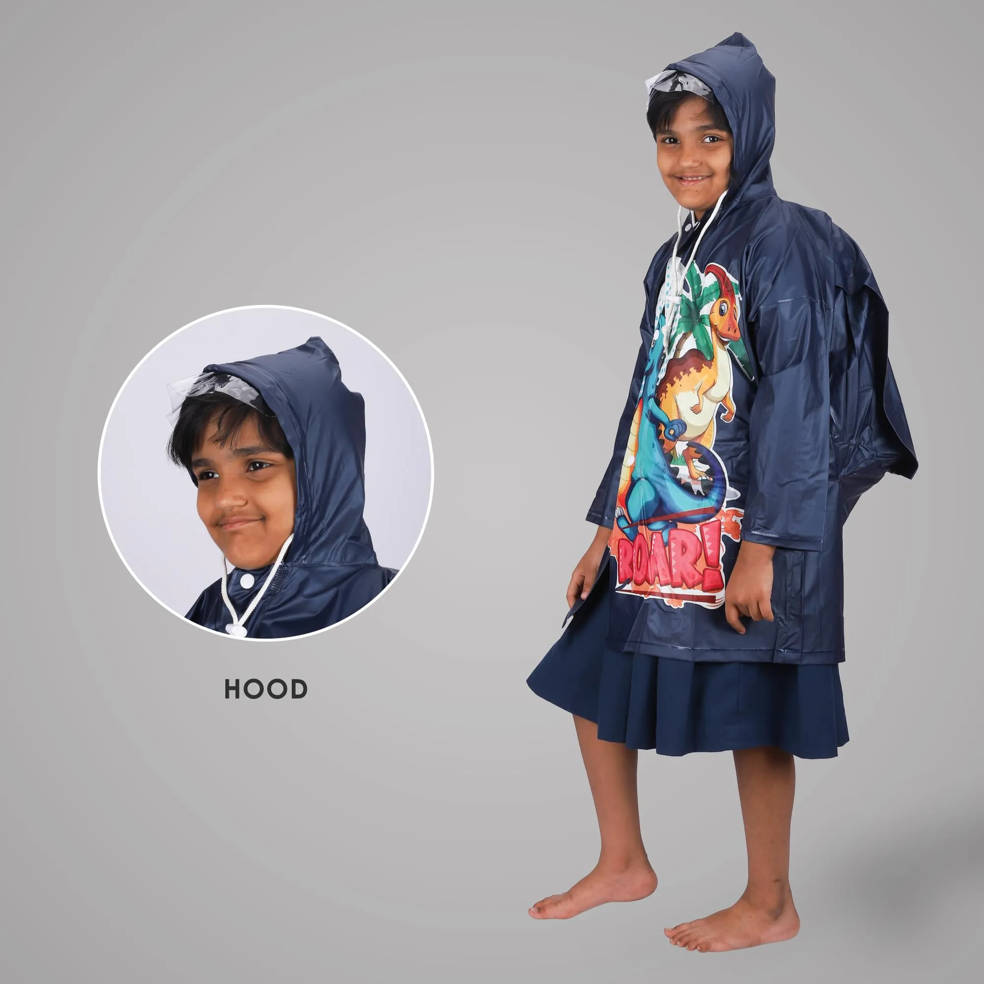 THE CLOWNFISH Men Toon Caper Series Kids Waterproof Pvc Full Length Longcoat With Adjustable Hood & Extra Space For Backpack/Schoolbag Holding. Printed Plastic Pouch. Kid Age-5-6 Years (MidnightBlue)