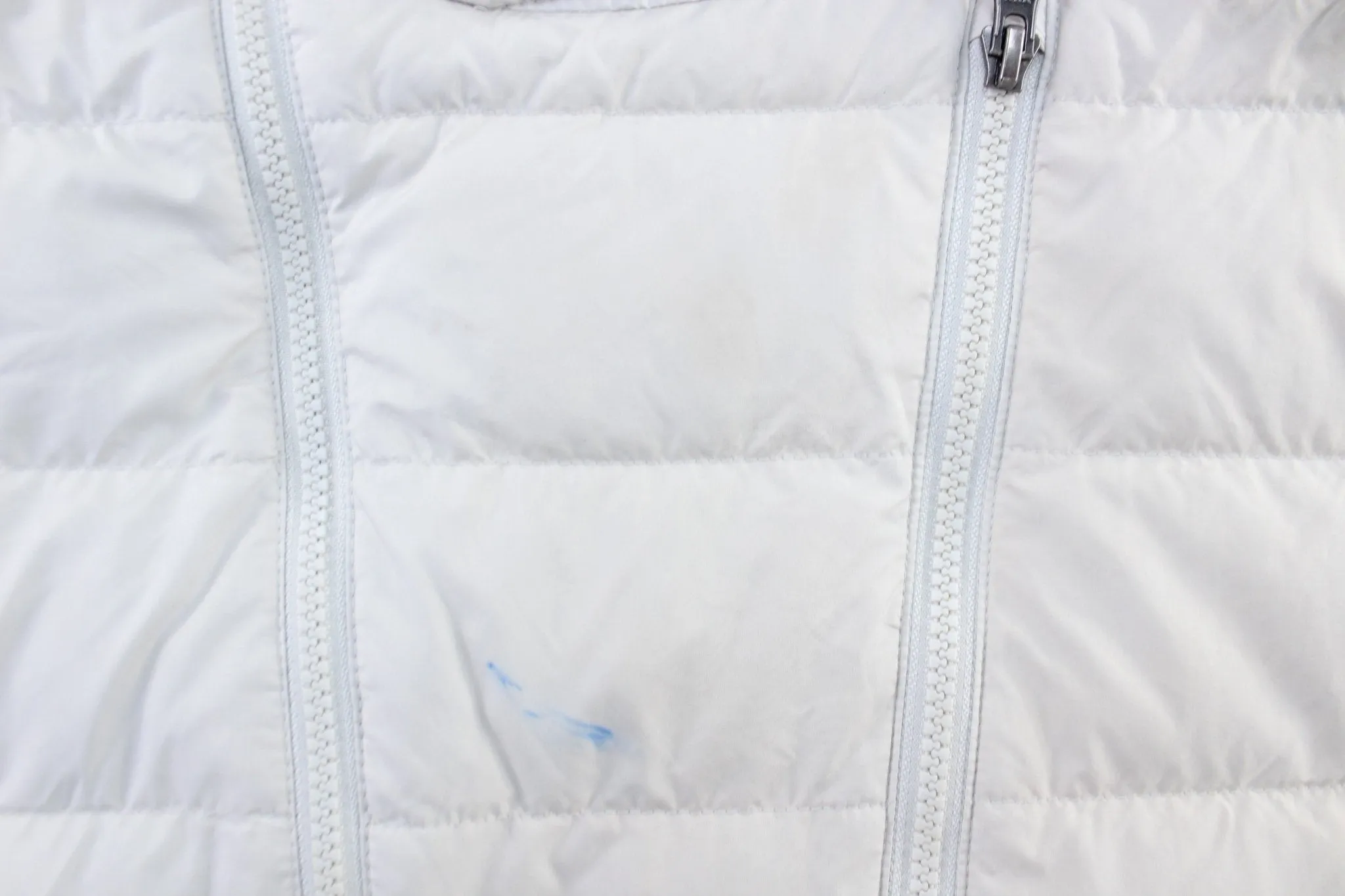 Women's The North Face Embroidered Logo White Zip Up Vest